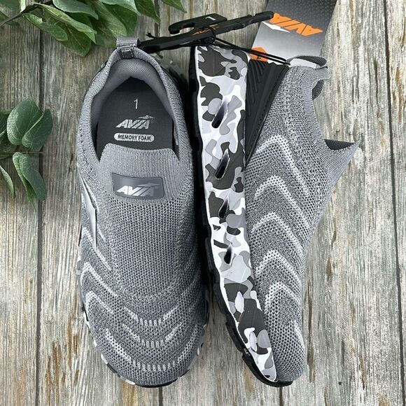 Little Boys Active Slip-On Sneaker Shoes Size 1 - Picture 2 of 10